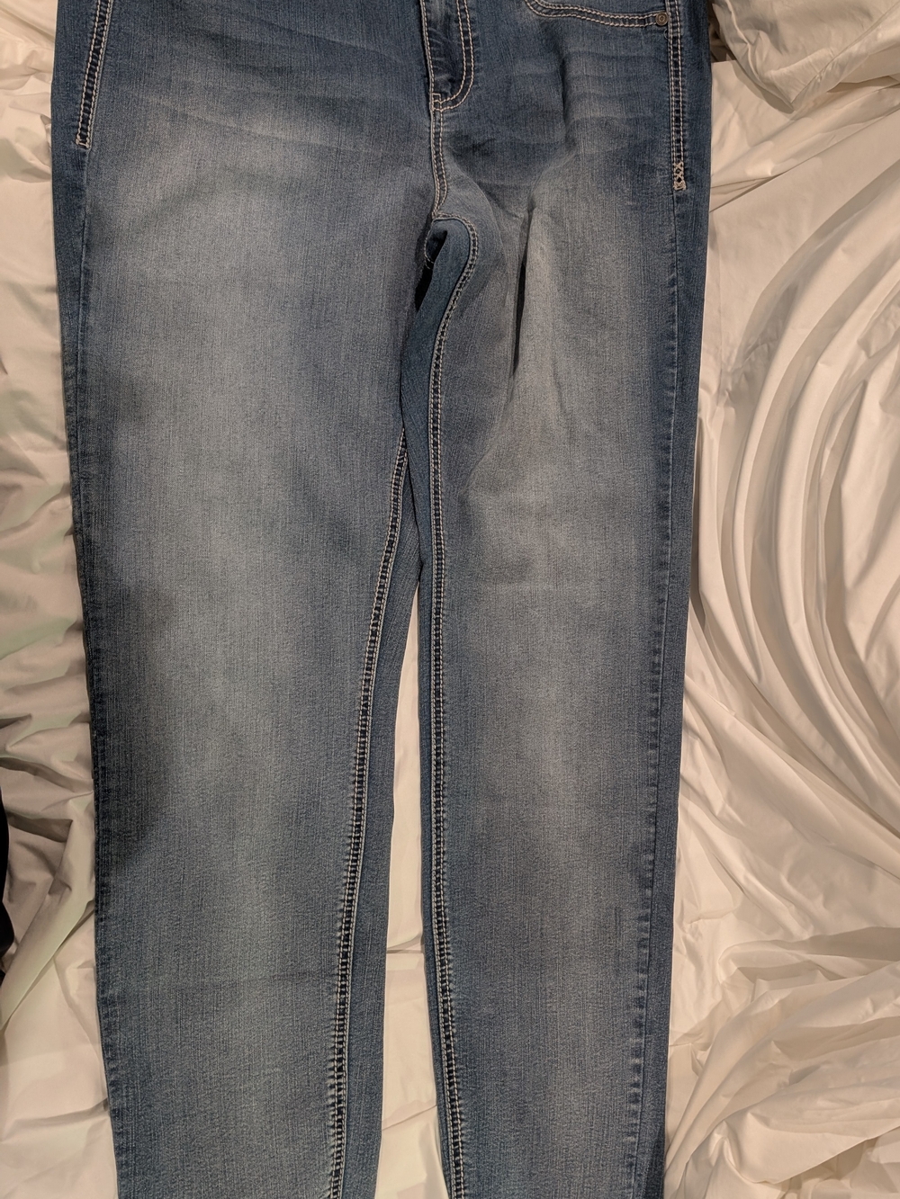 Maurices Medium Wash Skinny Jeans - Faded Blue 18R *NWOT